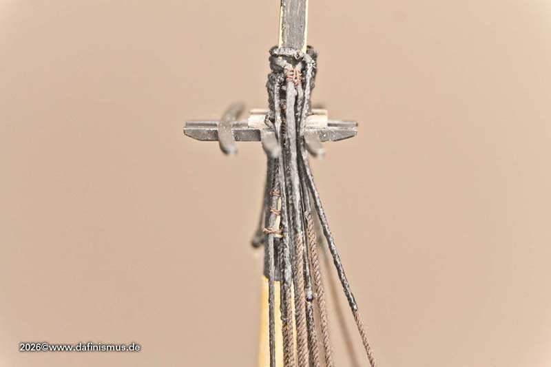 Victory_topmast_stays_260614_6739.jpg