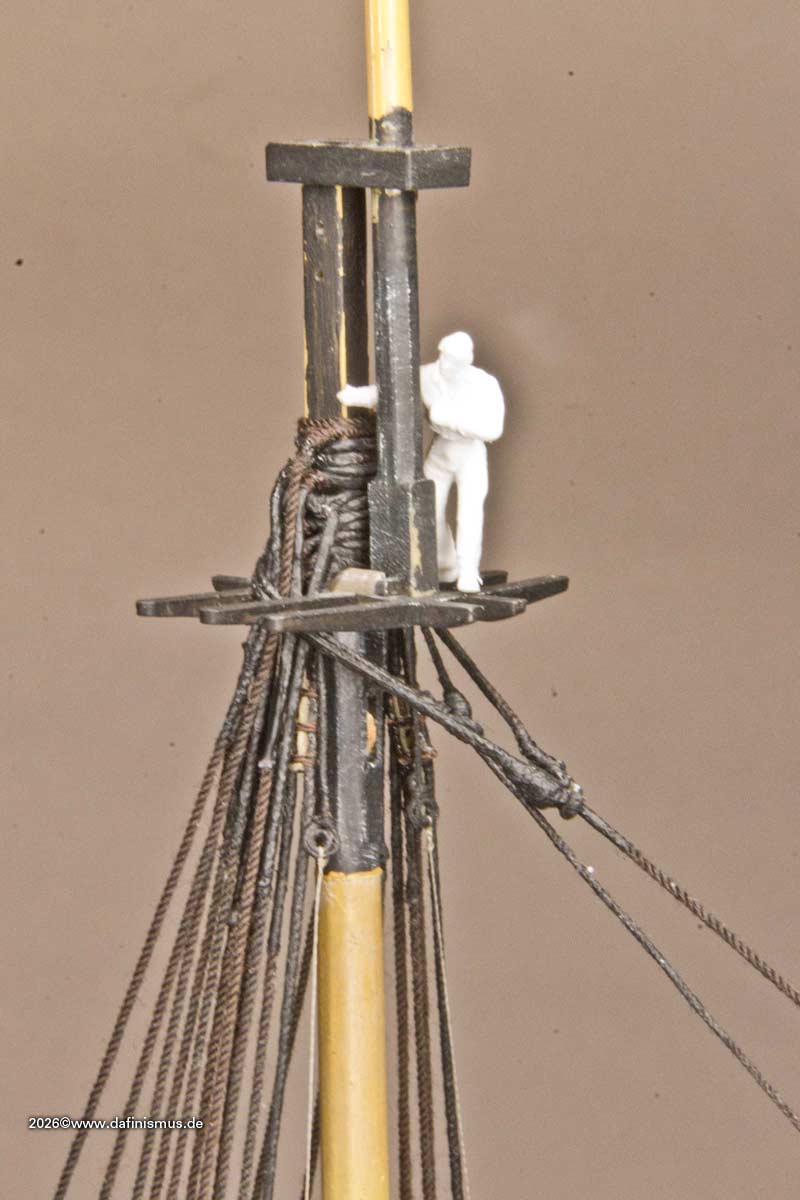 Victory_topmast_stays_260614_6811.jpg