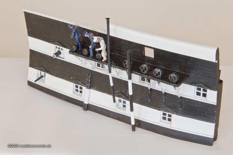 Vaisseau HMS Victory Exploration de quoi qu´on peut faire :-) ... 1/100ème Réf 80897  Victory-4er-1910-Detail-201228_5711